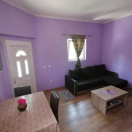 Purple Peace Cetinje Buitenkant foto